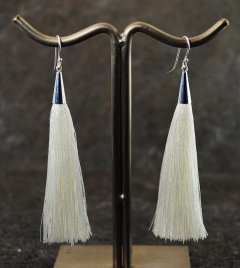 Rhvid tassel reringe