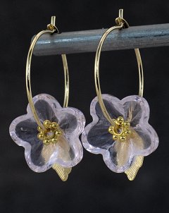 Lyserd glasblomst