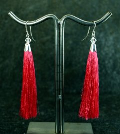 Pink tassel reringe