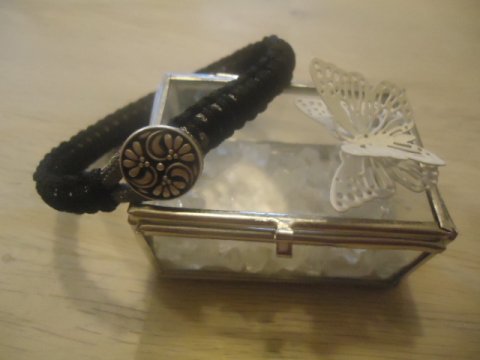 Knyttet armbnd