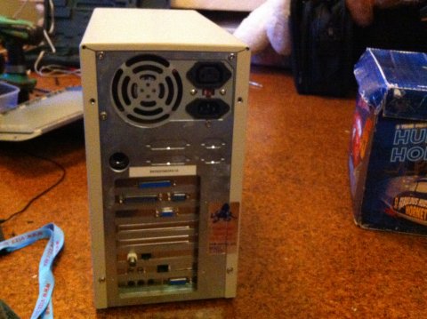 pc stasionr er solgt via. itmester-herning.tk vn.3256585588