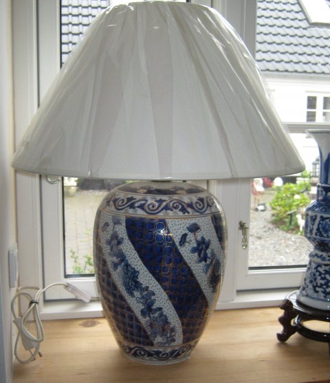 Kinesisk lampe med bladguld