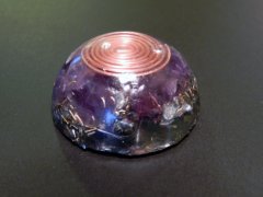 Handmade orgonite (with amethyst & copper spiral)